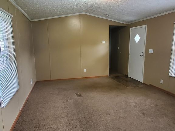 3rd image of 3470 W Yorkshire Dr