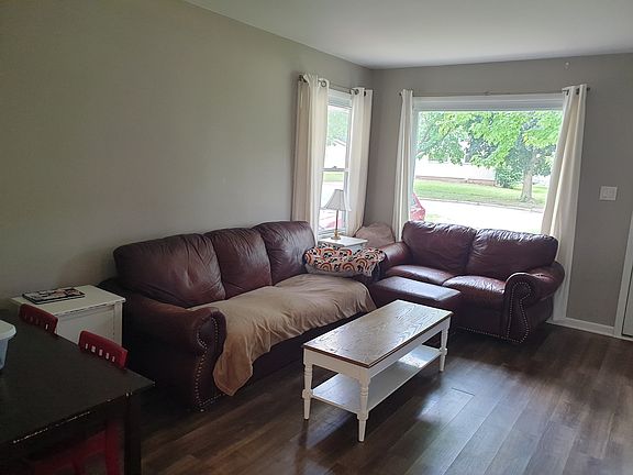 4th image of 168 Terry Ct