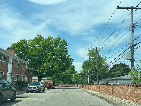 4th image of 29472 Hoover Rd