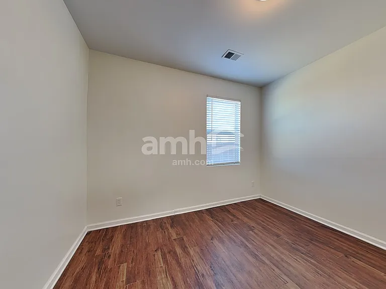 76 Springer Pkwy — Photo 20