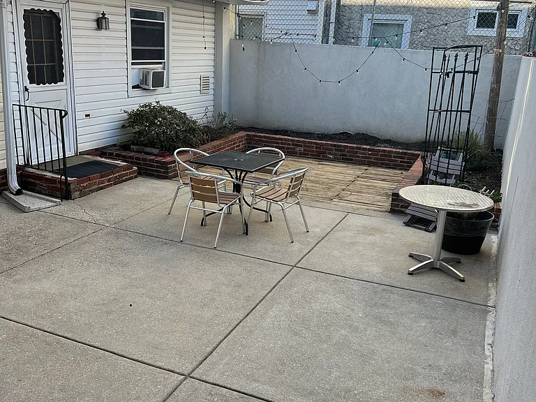2604-06 E Lehigh Ave #2 — Photo 9