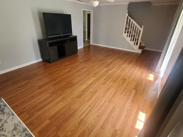 1195 Burning Bush Dr — Photo 6
