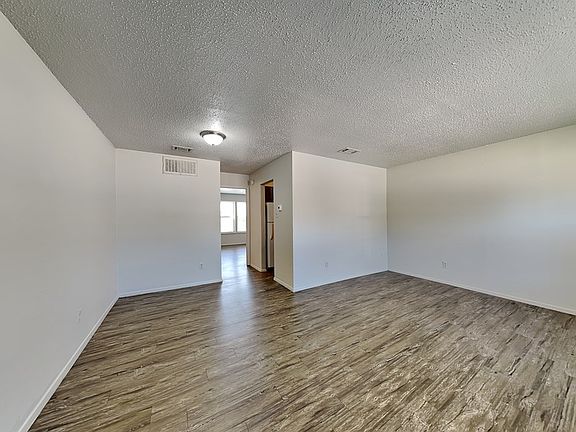 3rd image of 341 Ware Dr