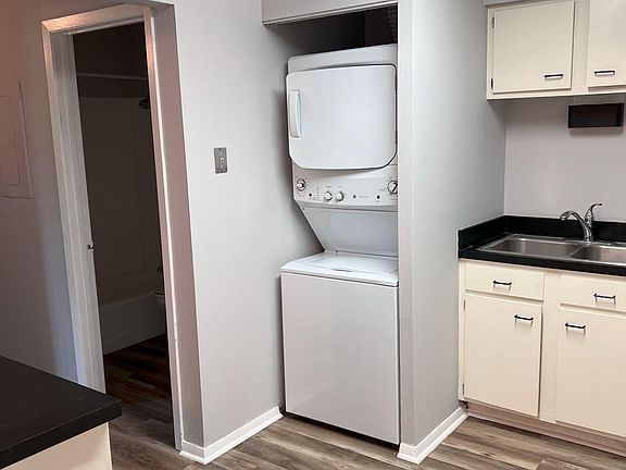 2nd image of 210 Klein Creek Ct APT 5E