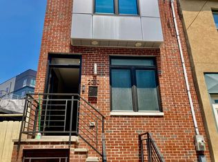 2040 Coral St, Philadelphia, PA 19125