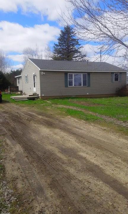 1st image of 9135 S Dickinson Ave
