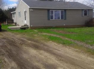 9135 S Dickinson Ave, Fremont, MI 49412