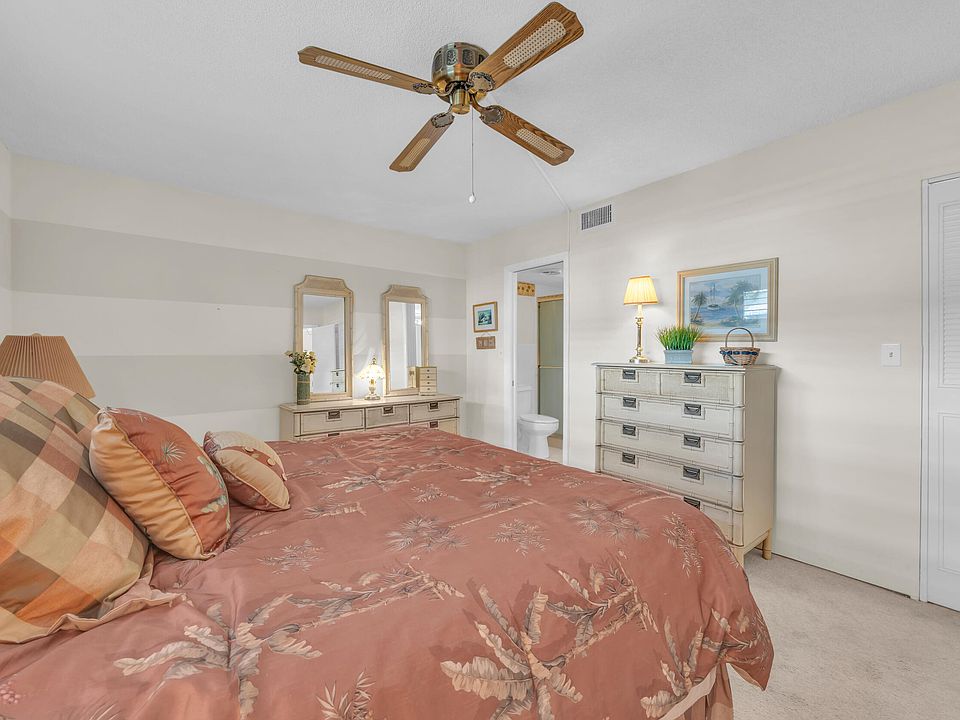 1st image of 2724 Garden Drive S #108