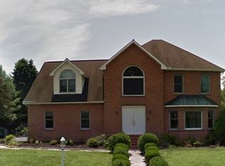 368 E Glenn Rd, Hershey, PA 17033