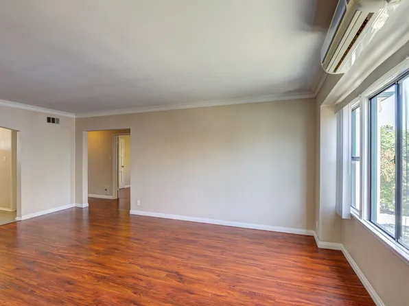Plymouth Residences, 1154 S Plymouth Blvd APT 3, Los Angeles, CA 90019