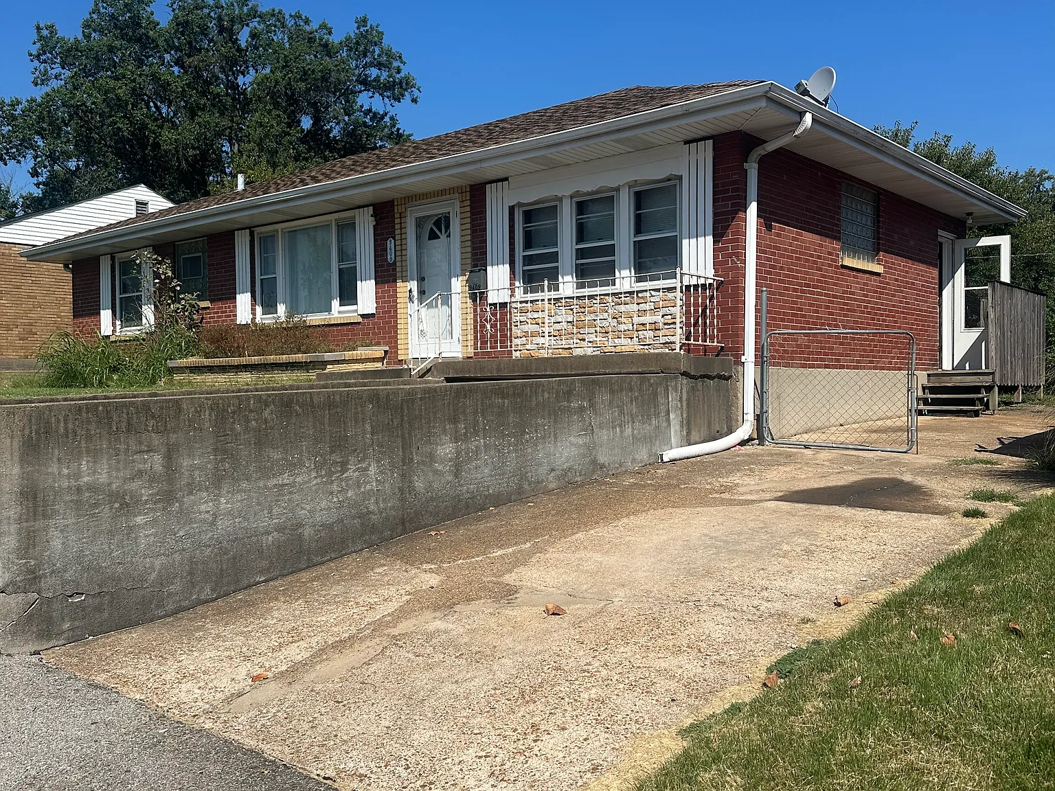 3 bed, 1128 sqft, $1,800 — Photo 4