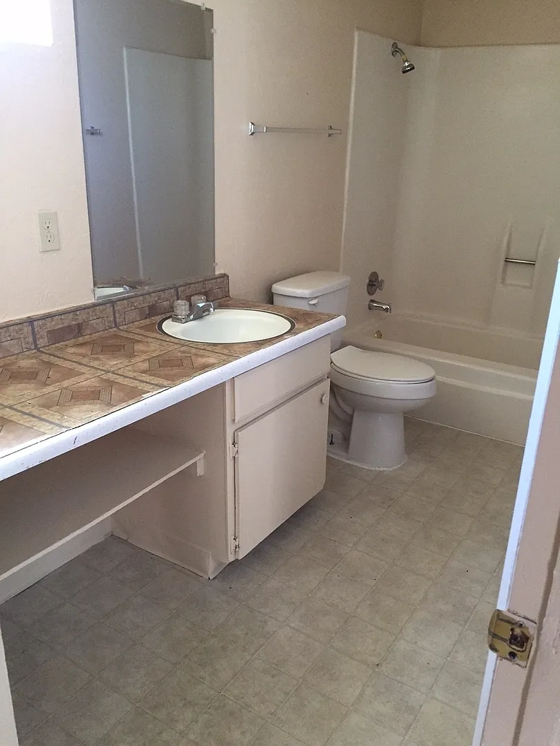 485 LINDEN — Photo 4