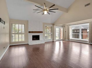 2119 Victoria Garden Dr, Richmond, TX 77406