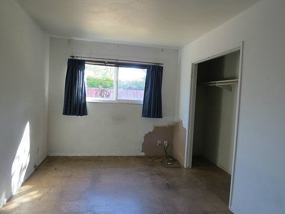 3rd image of 1279 Bal Harbor Way