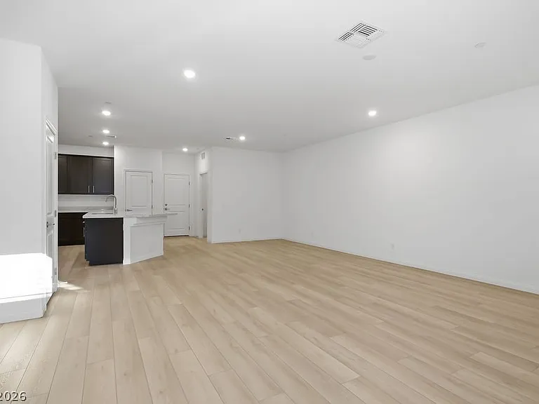 115 Cinder Cone Ln — Photo 4