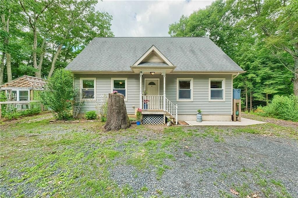 8 Hillcrest Road, Bloomingburg, NY 12721 Zillow