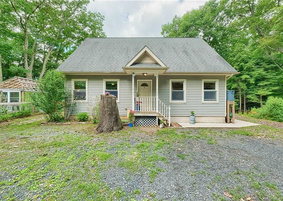 8 Hillcrest Road, Bloomingburg, NY 12721 Zillow