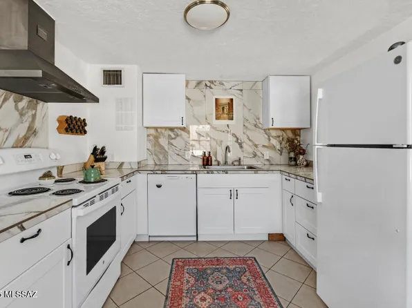 2723 N Richey Blvd, Tucson, AZ 85716