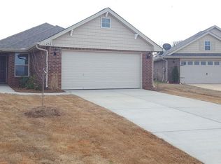 236 Cotton Bayou Dr, Meridianville, AL 35759