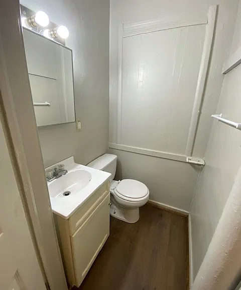 414 Allen St — Photo 6