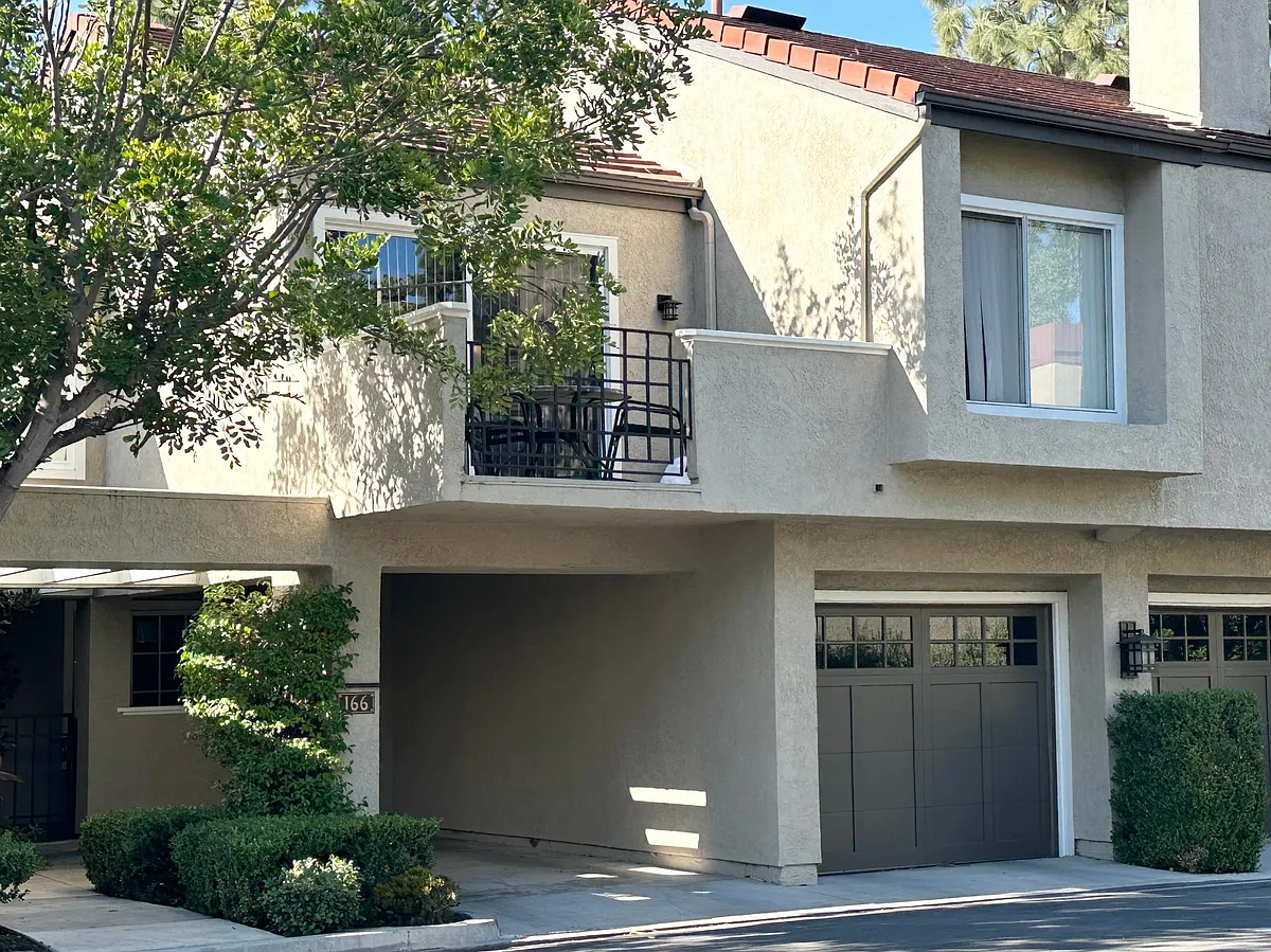 Building Photo - 166 Stanford Ct