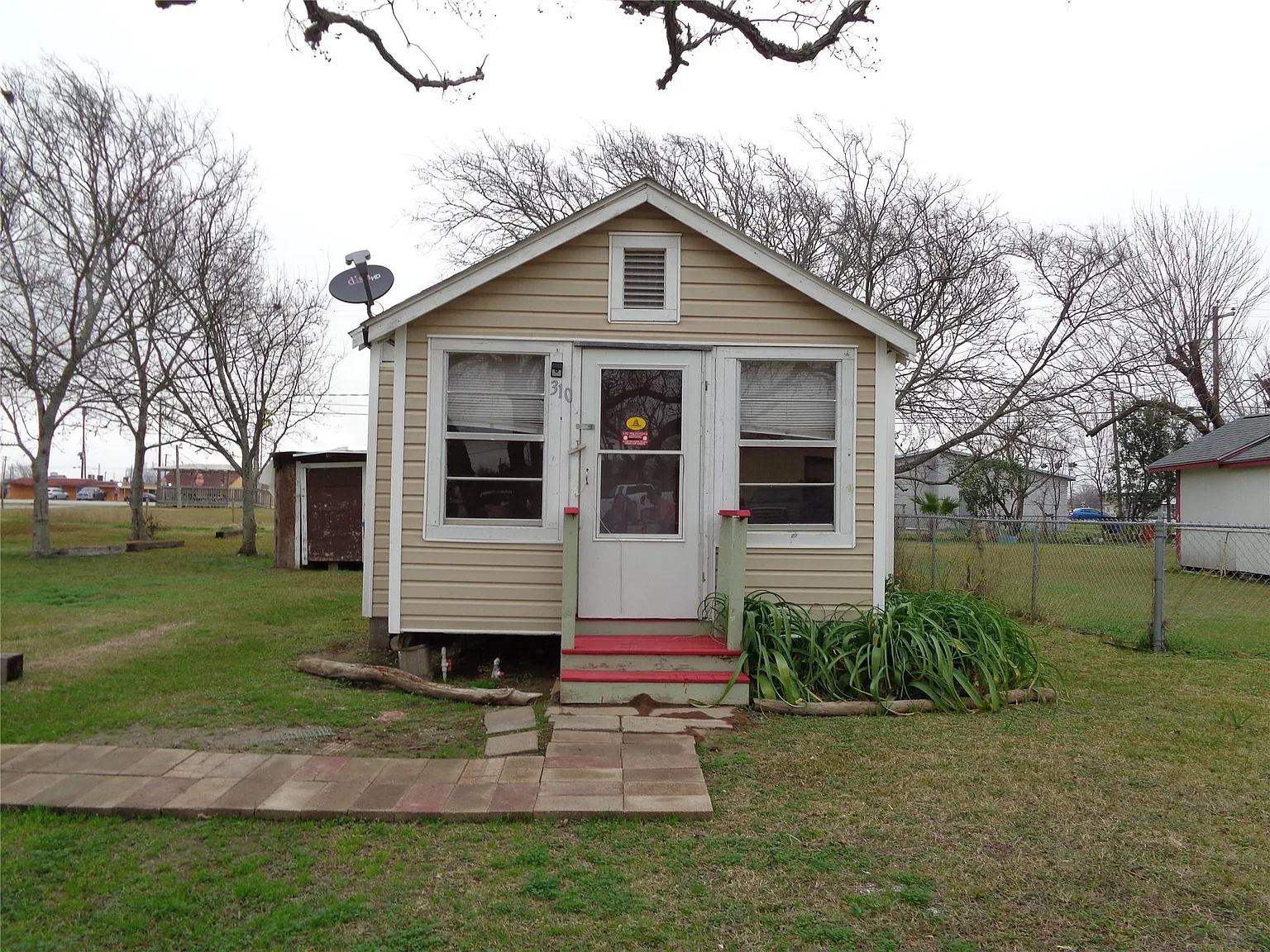 1 bed, 1.0 bath, 672 sqft, $750 — Photo 1