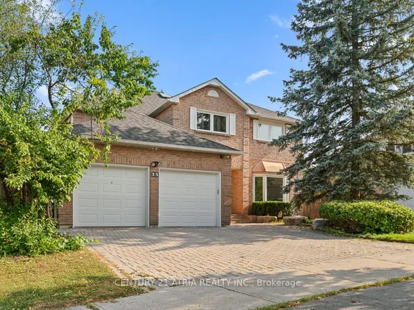 33 Autumn Way, Aurora, ON L4G 4P2
