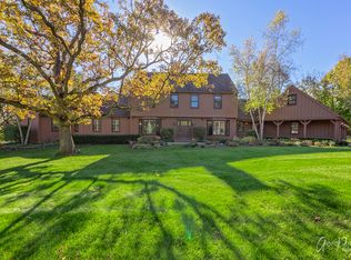 9609 Partridge Ln, Crystal Lake, IL 60014
