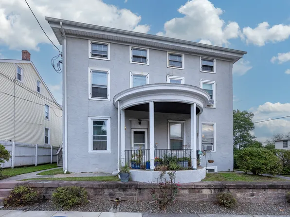 201 Bridge St APT 3, Spring City, PA 19475