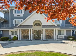 4500 Lakeshore Rd APT 15, Fort Gratiot, MI 48059