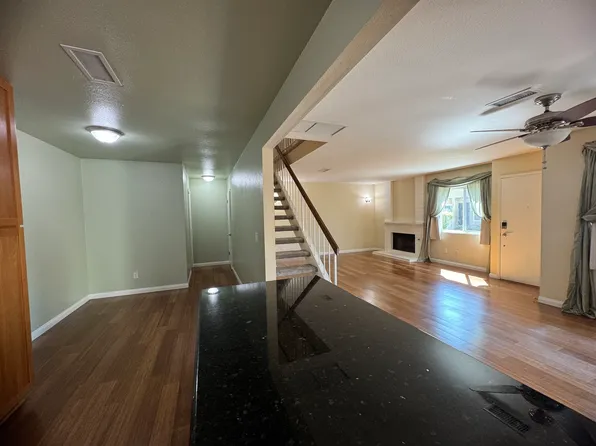13611 Sycamore Tree Ln, Poway, CA 92064
