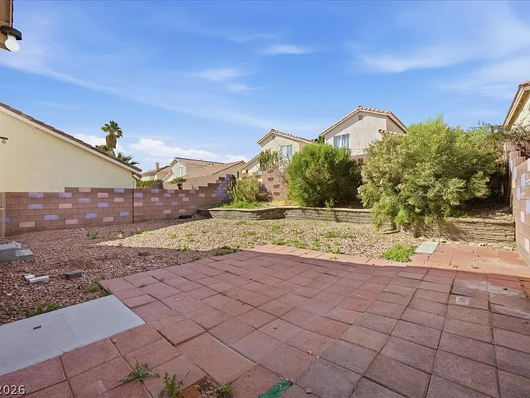 7435 Aurora Glow St — Photo 26