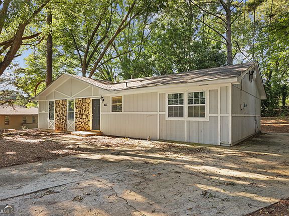 2nd image of 1677 Liberty Valley