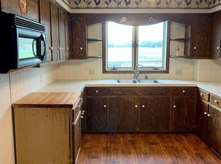 3728 Walnut Rd, Willard, OH 44890