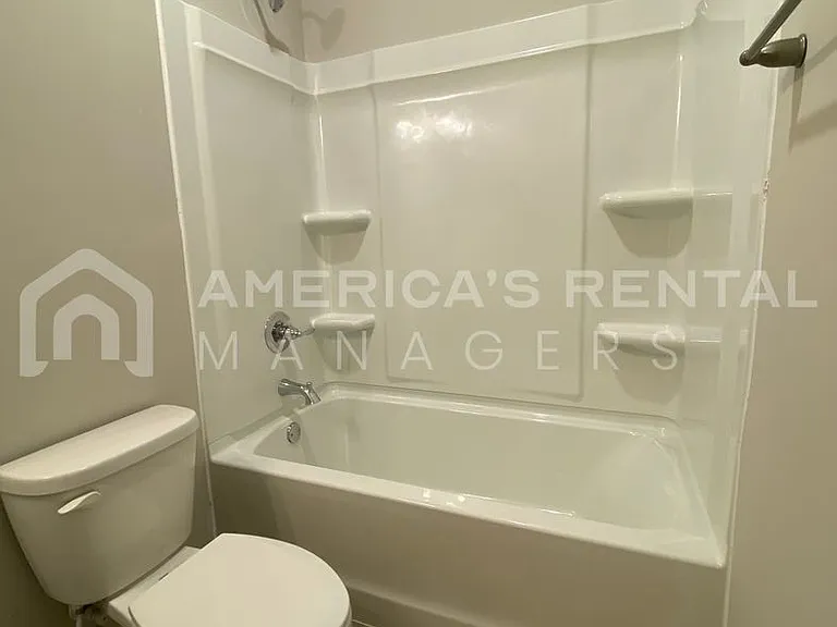 115 Avalon Way — Photo 15
