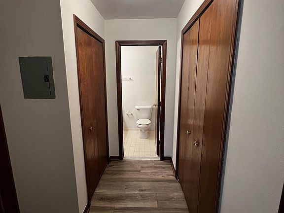 3rd image of 8192 Annsbury Dr APT 11
