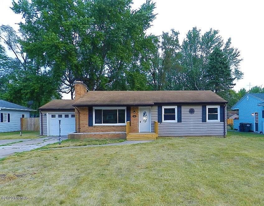 1st image of 353 Hunter Dr