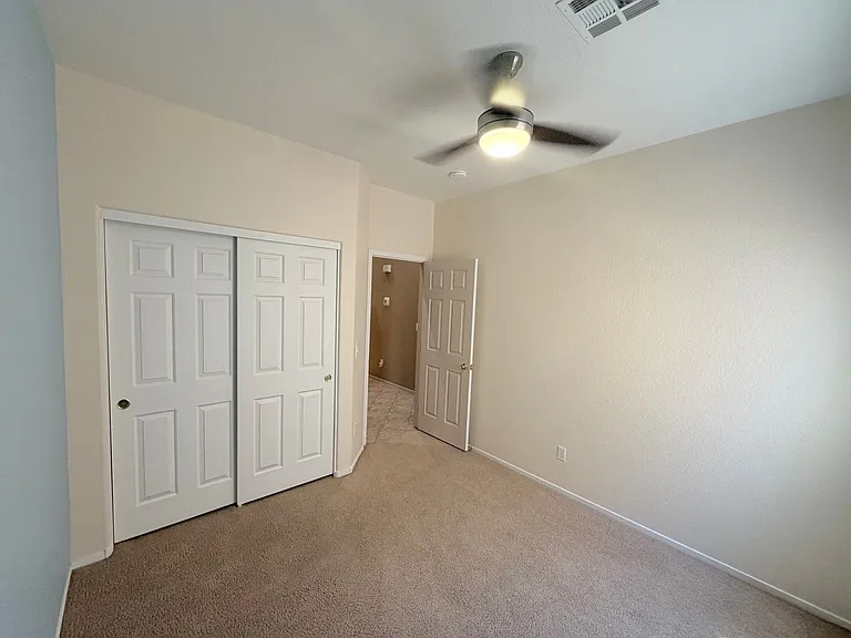 5123 Fiji Island Ct — Photo 16