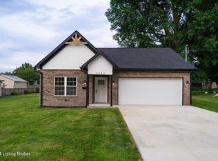 2406 Fluhr Ln, Louisville, KY 40216