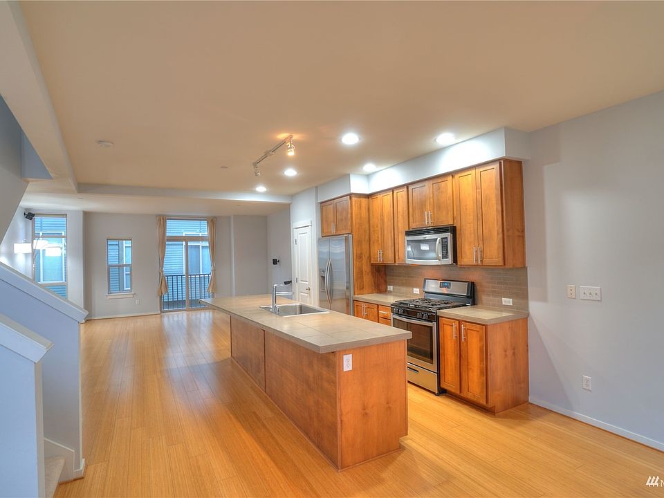 2131 S Court G WA Zillow Apartments for Rent in