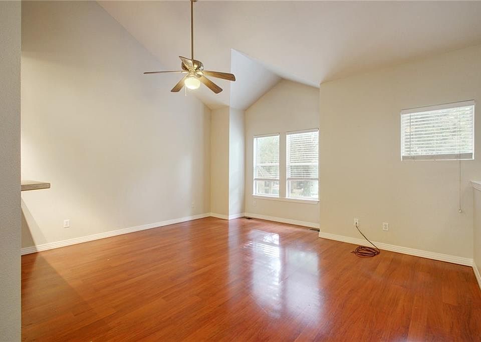 1st image of 4602 Avenue B #B