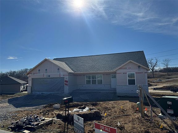 2nd image of 4003 Bishop Ct