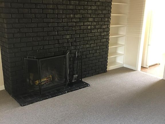 4th image of 621 Fairview Dr