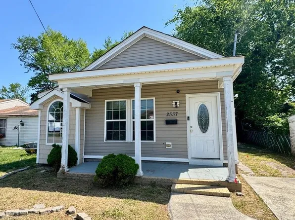 2537 Staunton Ave, Portsmouth, VA 23704