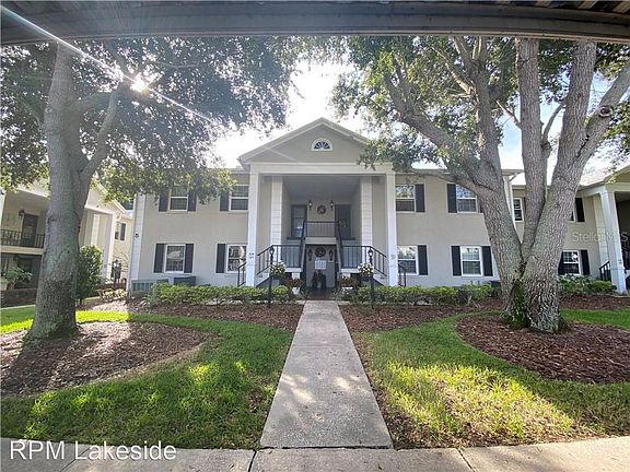 2nd image of 689 Lake Howard Ave APT 221