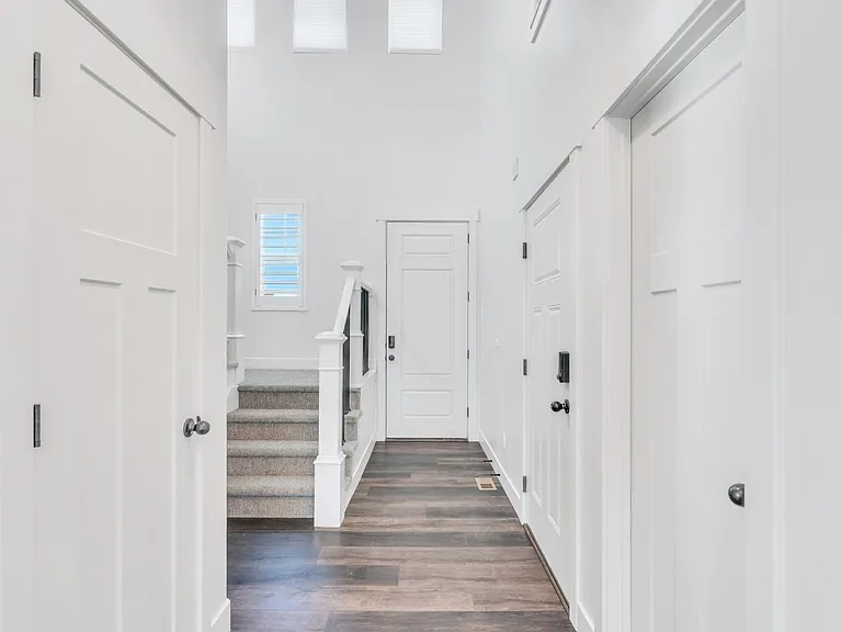 512 N 20 W — Photo 15
