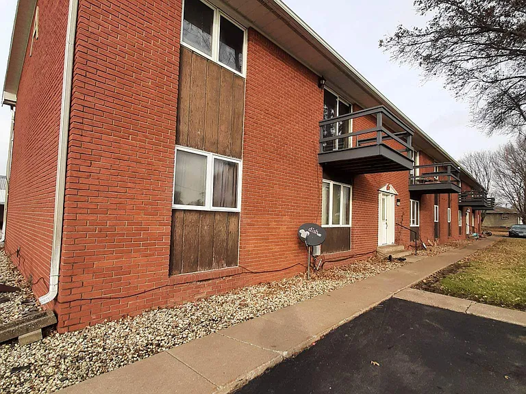 105 N Kelly St #3 — Photo 2