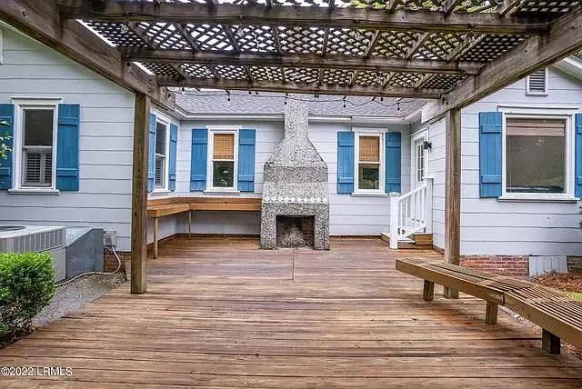 794 Ribaut Rd — Photo 5