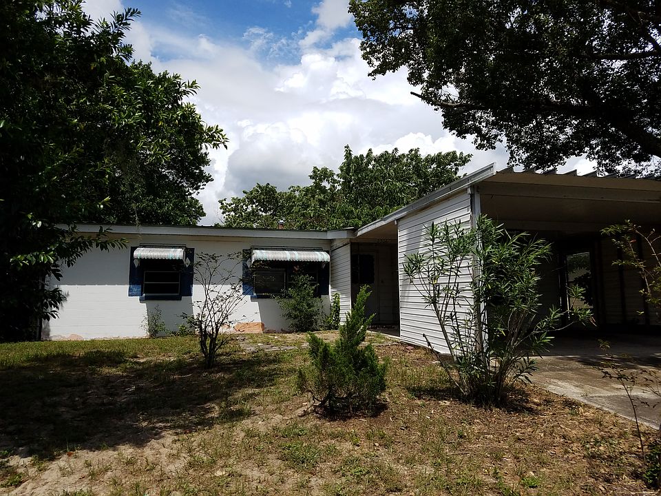 1st image of 2706 Sunshine Dr N