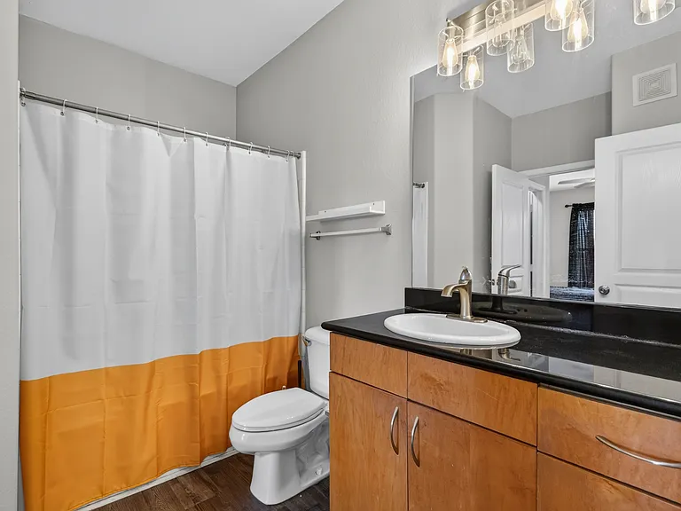 8290 Gate Pkwy #1217 — Photo 17